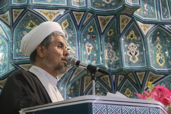  امام جمعه موقت اردکان :مسلمانان در عید غدیر پیمان برادری می بندند