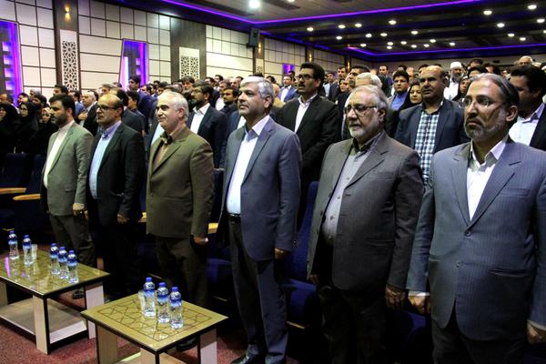 گزارش تصویری ازمراسم تقديروتشكر اززحمات استاندارمهندس سيدعلي اكبر پرويز با حضور مهندس طلائی معاون استاندار وفرماندار ویژه طبس و دیگر مسئولان شهرستان طبس عکس هادی یعقوبیان