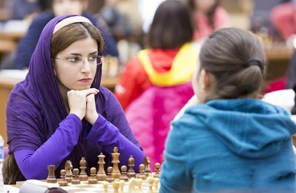 درسا درخشانی,شطرنج‌ باز ایرانی به تیم ملی آمریکا پیوست و واکنش فدراسیون