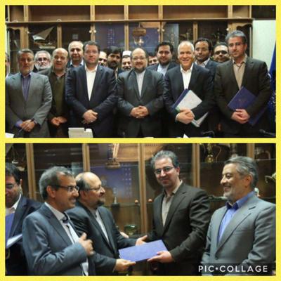 سازمان صنعت،معدن وتجارت استان یزد موفق به کسب رتبه برتر در جشنواره شهید رجایی وزارت صنعت،معدن وتجارت شد /اهدای لوح تقدیر توسط وزیر صنعت،معدن وتجارت به علمدار یزدی 