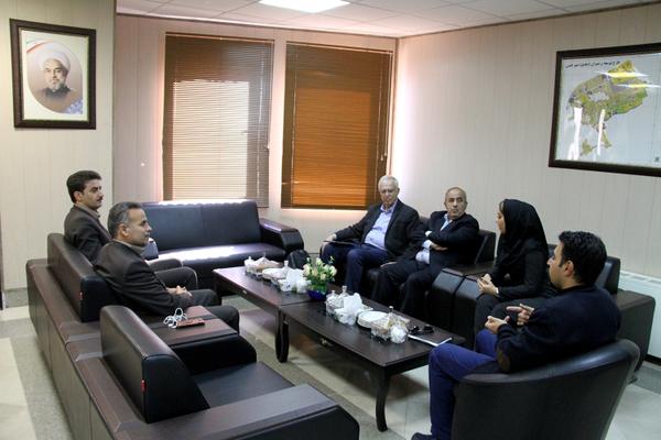 دومین جلسه ی معاون استانداروفرماندارویژه با رئیس هیئت مدیره شرکت فلوراسپار
