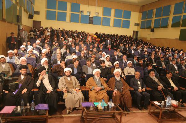 سومین اجلاس ستاد اقامه نماز استان یزد در بافق برگزار شد 