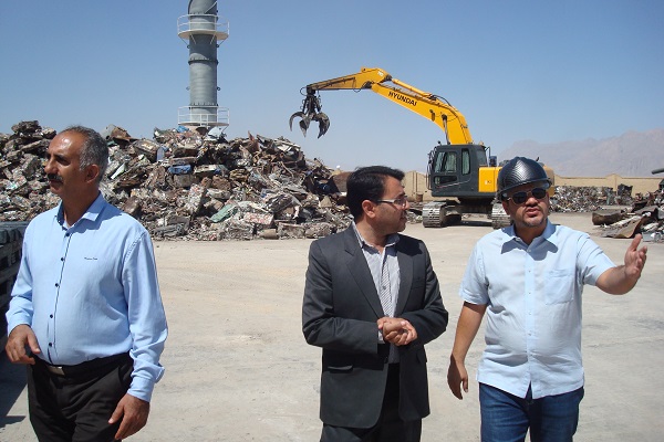 انجمن صنایع مهریز کمک‌یار مسئولان برای رفع مشکلات صنعتگران باشد