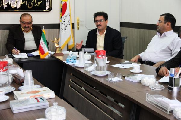 بحث وتبادل نظر خصوص قطار بین شهری در شورای اسلامی استان یزد