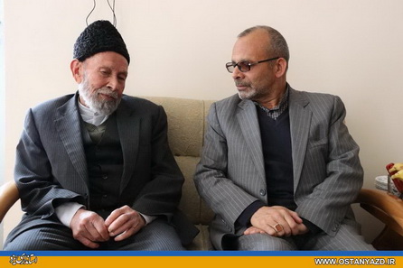 استاندار یزد با پدر بزرگوار شهید «محمدباقر فلاح زاده» دیدار کرد