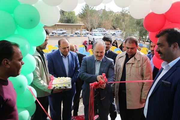 کارگاه بزرگ خیاطی بانوان در بافق افتتاح شد+ تصاویر