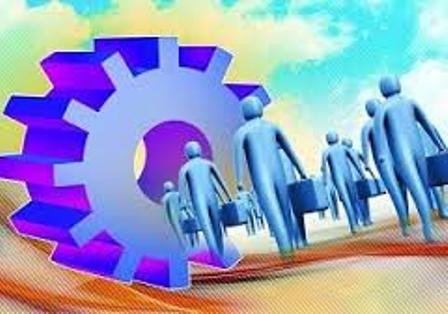 سیاستهای بانکهای مرکزی در دورانهای رکود و رشد