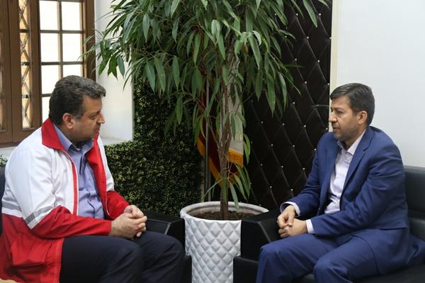 دیدار محسن حرازی زاده یزدی مدیر عامل جمعیت هلال احمر استان یزد با شهردار شهر جهانی یزد