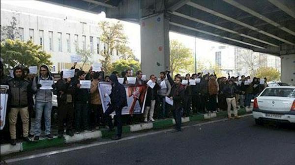 اعتصاب بازاریان از تهران شروع شد