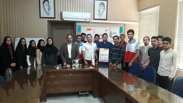 برگزاری کارگاه آموزشی ازدواج ویژه اعضای جوانان جمعیت هلال احمر شهرستان یزد 