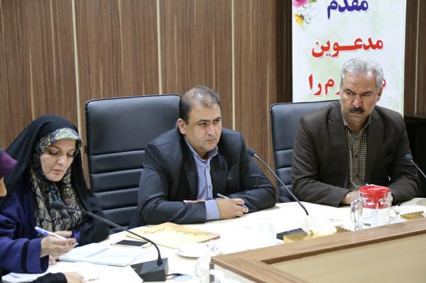 بانوان، در طول تاریخ نقش پررنگی در توسعه جوامع بشری ایفا نمودند / مدیران بانوی بافقی نشان دادن مدیریت سالم و پیگیرتری دارند 