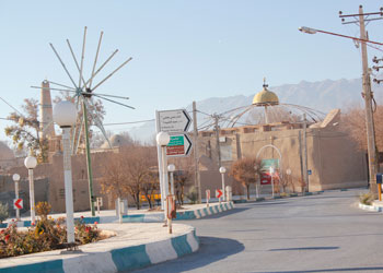تابلوهای راهنمای مسیر در مهریز نصب شد
