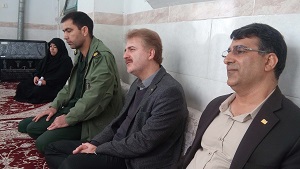 دیدار مدیرعامل شرکت آب منطقه ای یزد با خانواده شهدا