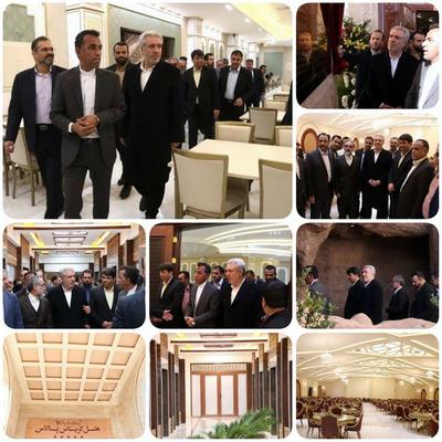رئیس سازمان میراث فرهنگی کشور فاز نخست مجموعه پذیرایی هتل کریاس پالاس میبد را افتتاح کرد
