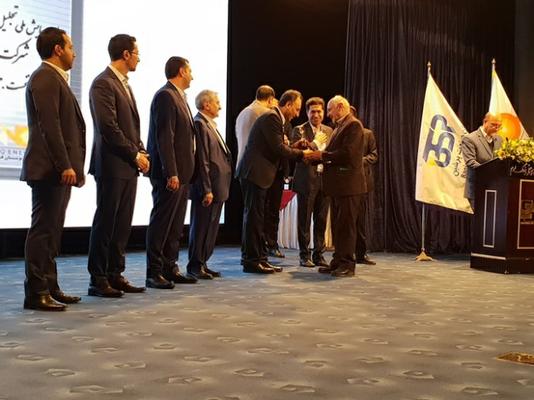 کسب رتبه اول برق منطقه‌ای یزد در توسعه نیروگاه‌های خورشیدی در کشور