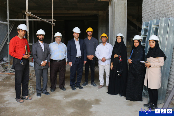 بازدید تعدادی از خبرنگاران استان از دفاتر مهندسی و کارگاه ساختمانی در یزد