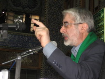 موسوی در حظیره یزد :موسوی:زمانی ما می‌توانیم در دنیا تاثیرگذار باشیم که بیش از هر چیز به هویت ایرانی خود بپردازیم.