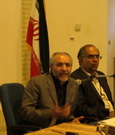 دکتراردشیر امیر ارجمند   در جمع هواداران یزدی میرحسین موسوی: ما ازموسوی حمایت می کنیم اما این مشروط به آن است (شرط هایی) که ایشان پذیرفته و برنامه هایی است که مشخص کرده اند و اگر به آن عمل نکنند برای ما هیچ فرقی ندارند