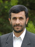  رييس جمهور خطاب به رهبر معظم انقلاب اسلامي:دولت دست همه خدمتگزاران و علاقمندان به عزت ايران را به گرمي مي‌فشارد