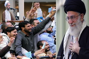 آیت الله خامنه ای رهبر معظم انقلاب اسلامی، صبح امروز در هفتمین روز سفر به شهر قم، در جمع هزاران نفر از طلاب و فضلای غیرایرانی، «باز تولید» معارف والای اسلام را از اهداف جمهوری اسلامی ایران خواندند +گزارش تصویری 