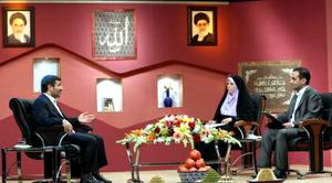 رييس جمهور در گفتگوي تلويزيوني با شبكه استاني يزد؛ يزد را نمايشگاه ميراث فرهنگي خواند و از برنامه ريزي دولت براي حفظ و احياي اين ميراث و معرفي آن به همگان خبر داد (سفر سوم رییس جمهور به یزد (96)) رييس جمهور در گفتگوي تلويزيوني با شبكه استاني يزد؛ يزد را نمايشگاه ميراث فرهنگي خواند و از برنامه ريزي دولت براي حفظ و احياي اين ميراث و معرفي آن به همگان خبر داد (سفر سوم رییس جمهور به یزد (96))