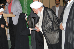 مؤسسه مهد قرآن استان یزد برگزار کرد :مراسم اختتامیه نخستین جشنواره آيه های نور با حضور استاندار و نماینده ولی فقیه در استان