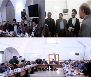 جلسه مجمع نمایندگان استان یزد با مسئولین اجرایی استان