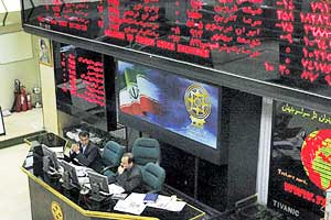 دولت کاری کرد کسی در تولید سرمایهگذاری نکند دولت کاری کرد کسی در تولید سرمایهگذاری نکند