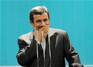 طی کمتر از 10 ماه ارزش پول ملی کشور نصف شده است آقای احمدی نژاد لطفا این قدر خونسرد نباشید!