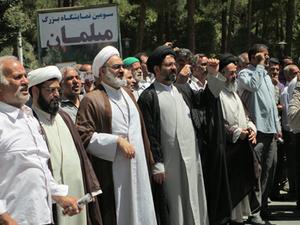 اعضای شورای اسلامی شهر و کارکنان شهرداری اردکان همدوش با مردم در راهپیمایی روز جهانی قدس