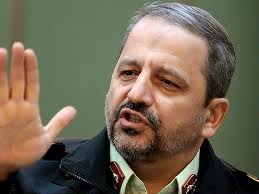 انتقاد احمدی مقدم از شعار نفت بر سر سفره ها