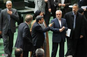 تصاویر: احمدی نژاد و لاریجانی در جلسه جنجالی
