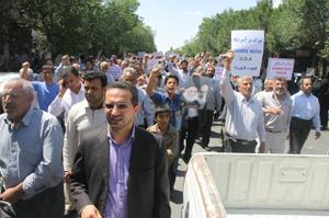 گزارش تصویری:راهپیمایی مردم دارالعباده یزد در محکومیت هتک حرمت و اهانت به مرقد حجر ابن عدی 