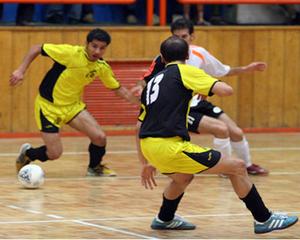 تیم های فوتسال استان یزد به حمایت نیاز دارند