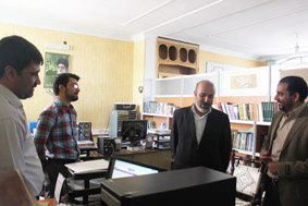 استاندار یزد از واحدهای مختلف اداره کل کتابخانه‌های عمومی استان دیدن کرد