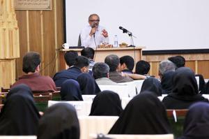 دوره آموزشی "جذ ب مخاطبین به کتابخانه" ویژه کتابداران استان یزد برگزار شد(1نظر)