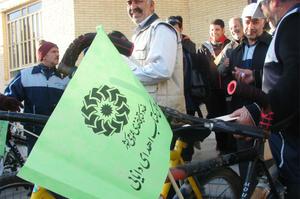 همایش دوچرخه سواری با شعار کتاب و کتابخوانی در مهریز برگزاری شد