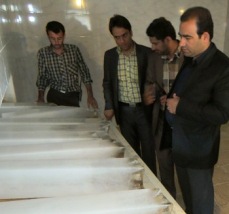 كارخانه يخ توسط شهرداري طبس راه اندازي شد(3 نظر)