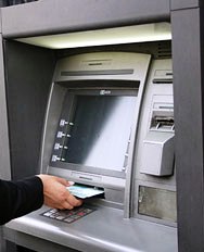 دستگاه خودپرداز در شهرداري طبس نصب شد