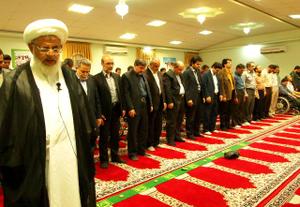 شوراي اسلامي شهر يزد ميزبان جانبازان نخاعي ضیافت افطاری+گزارش تصویری