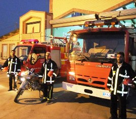 سفره هاي افطار آتش نشانان طبسی