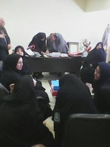 مدیر عامل شرکت سنگ اهن مرکزی بافق با کمک نیروهای انتظامی توانست از دفتر کار خارج شود