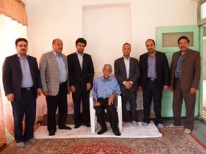 ديدار اعضاي شوراي اسلامي شهر و شهردار يزد با دو خانواده پرسنل شهرداري+گزارش تصویری 