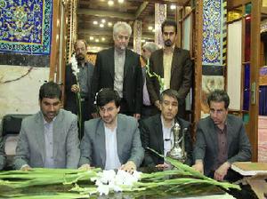  ادای احترام مشاور عالی وزیر ورزش و جوانان و هیئت همراه به مقام شامخ سومین شهید محراب