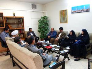 دیدار اعضای شورای اسلامی شهر یزد با مدیرکل فرهنگ و ارشاد اسلامی استان 