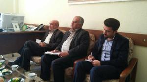 استقبال و تعداد مراجعه‌کنندگان به کلینیک نشان از رضایت مردم دارد.