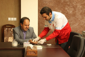 در هفته ملی دیابت طرح غربالگری دیابت از کارمندان و اساتید دانشگاه آزاد اسلامی یزد انجام شد