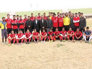 گزارش تصویری از بازدید مدیرکل ورزش و جوانان استان از تمرینات تیم تربیت نوین یزد