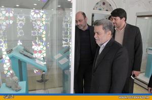 بازديد استاندار از گنجينه قصر آيينه يزد