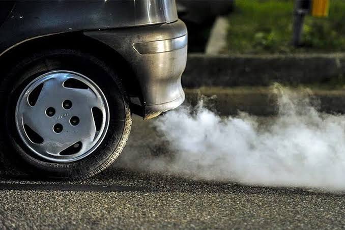 تشدید برخورد با خودرو‌های دودزا و فاقد معاینه فنی در یزد